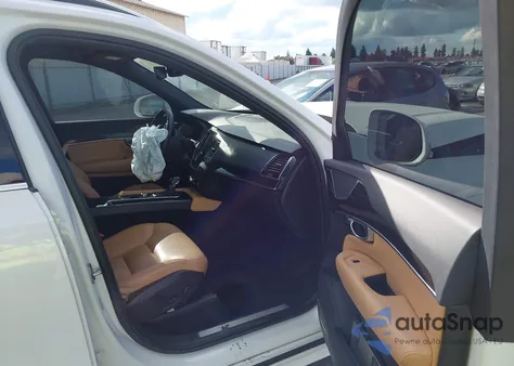 2017 Volvo Xc90 T6 Momentum из США, поврежденный, VIN YV4A22PK3H1181969